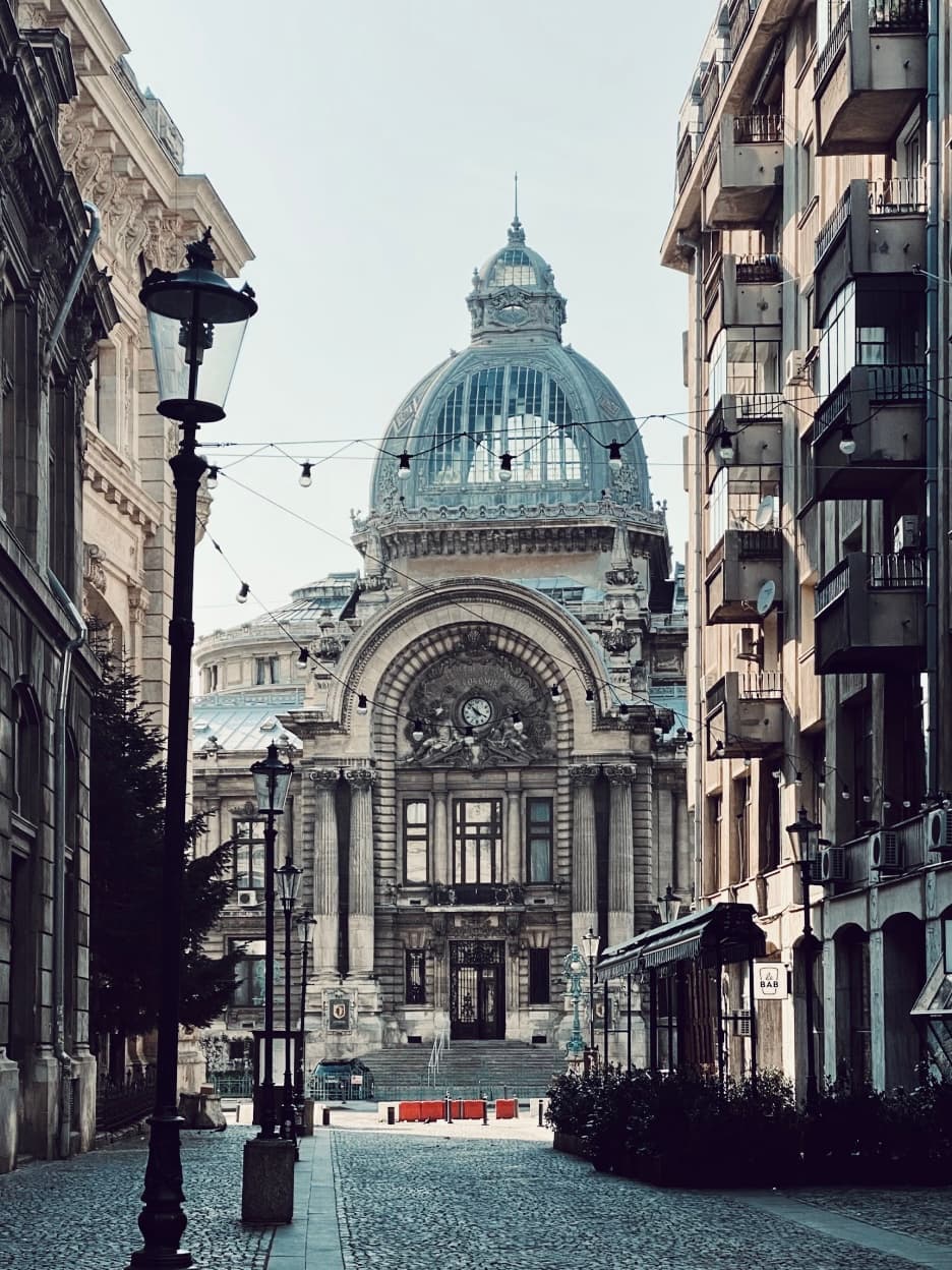 Flights to Bucharest (OTP)